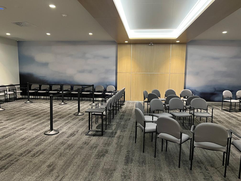 Vue de l'intérieur du salon.